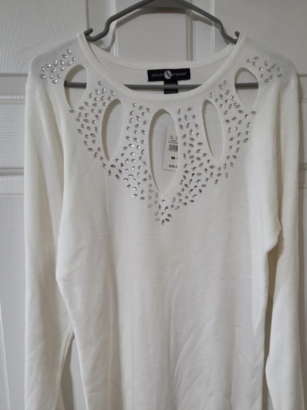 Sz 18/20 Ashley Stewart White Cutout Sweater with Crystal Embellishments
